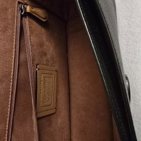 Coach Choulder Bag, Black With 2 Straps - Picture 13 of 16